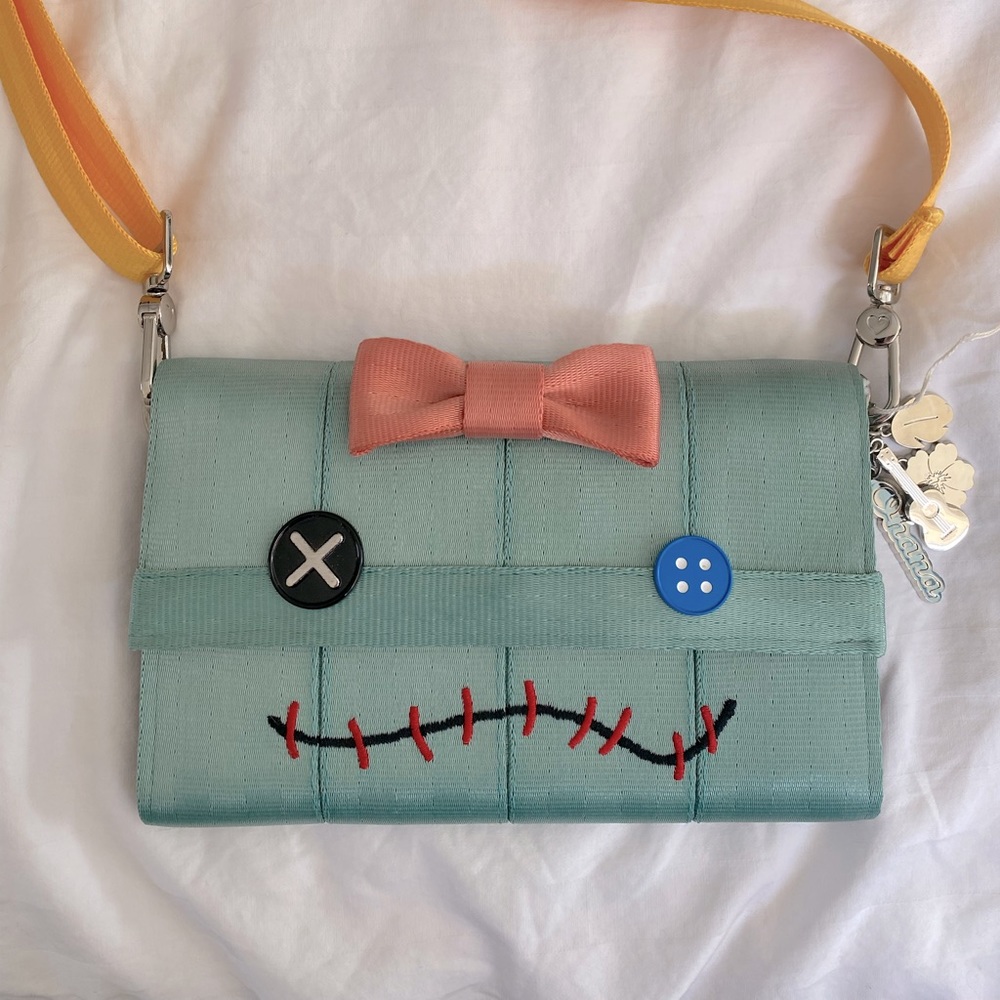 Disney Harveys Lilo and Stitch Collection - Scrump Streamline Wallet